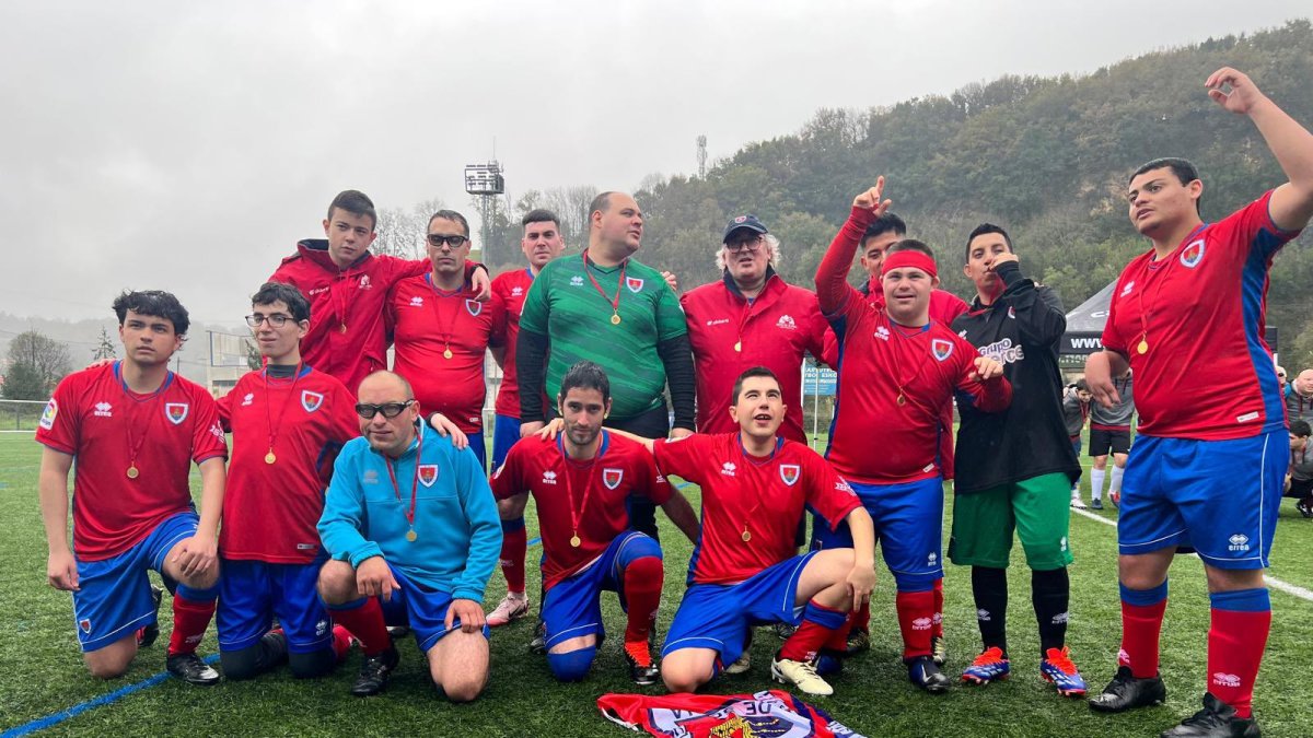 Los chicos del Numancia Inclusivo durante el torneo celebrado en Martutene.