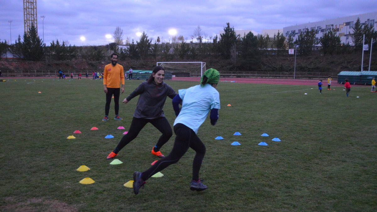 Alba Aguilera durante un entrenamiento en Los Pajaritos.