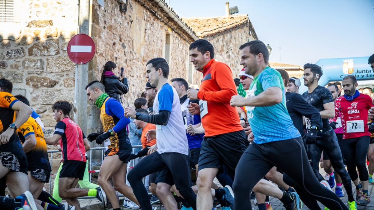 La San Vilviestre Royana 2024 contó con cerca de medio millar de participantes.