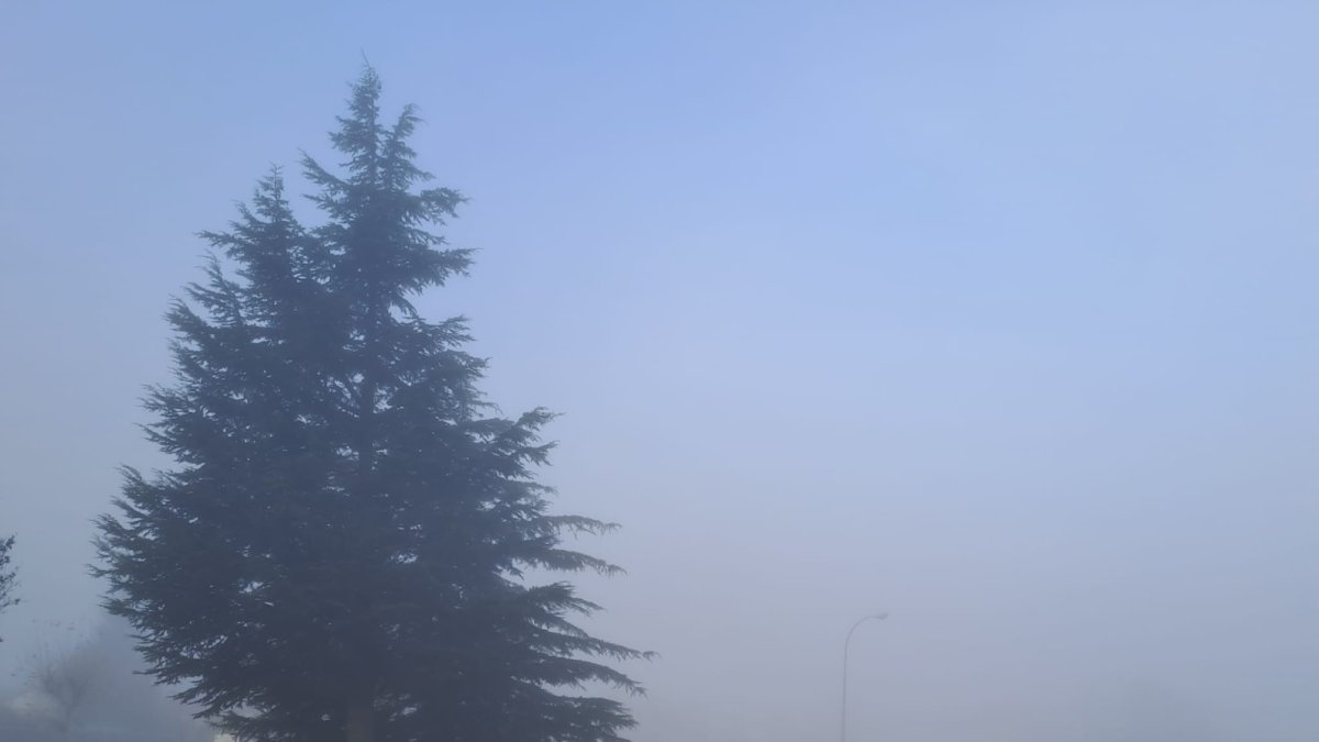 Niebla estos días de Navidad en la capital.
