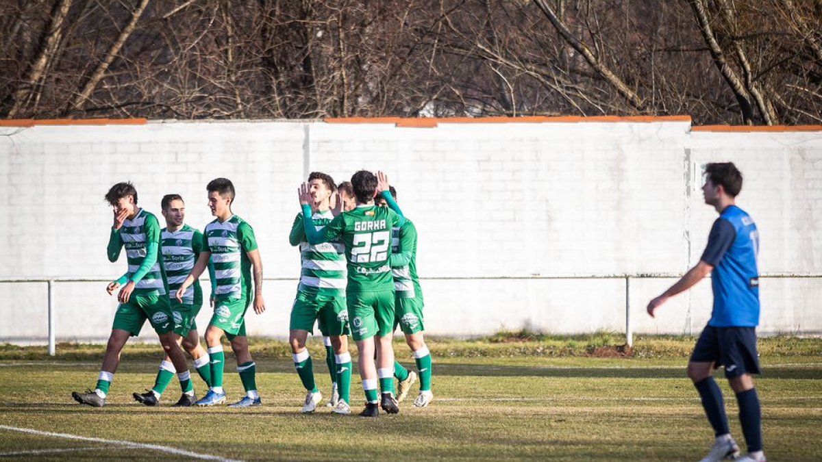 El San José fue superior a un Langa que complica un poco más su permanencia.