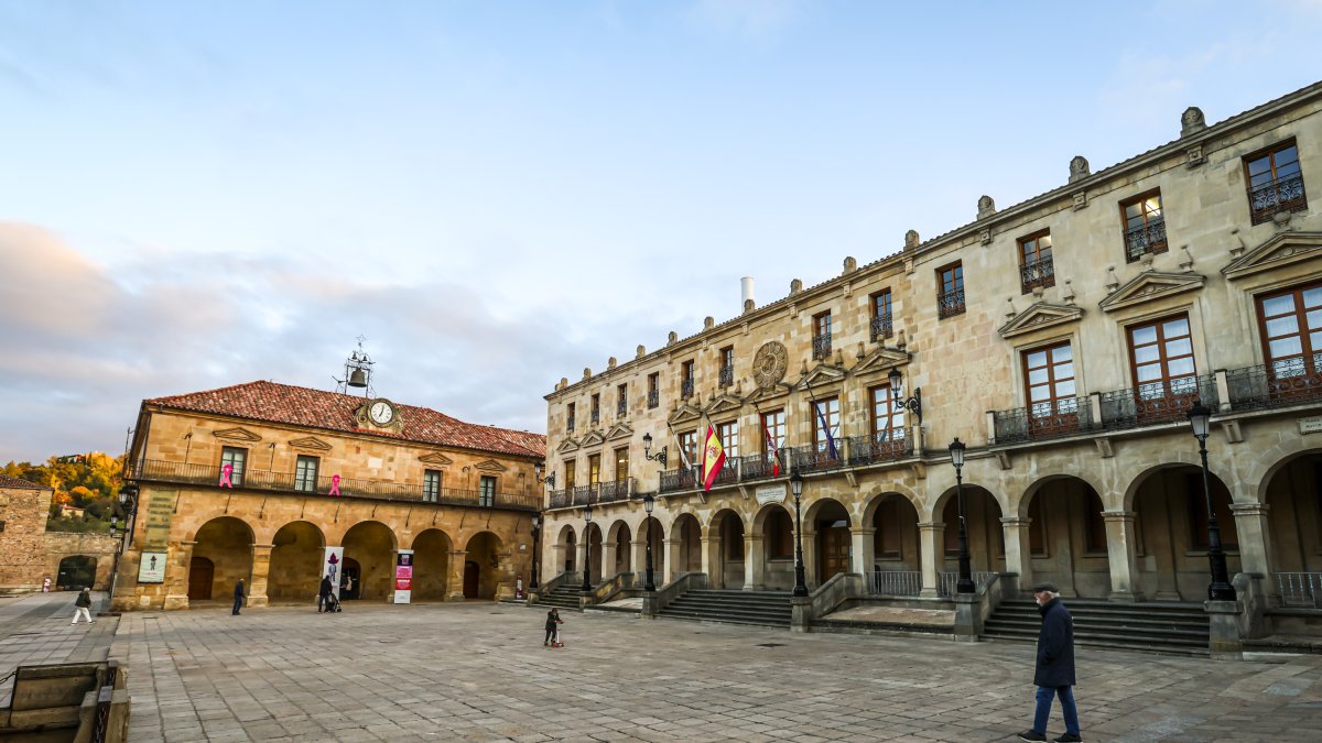 Edificio del Ayuntamiento, en la plaza Mayor.