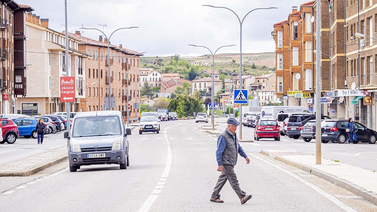 Travesía de El Burgo.