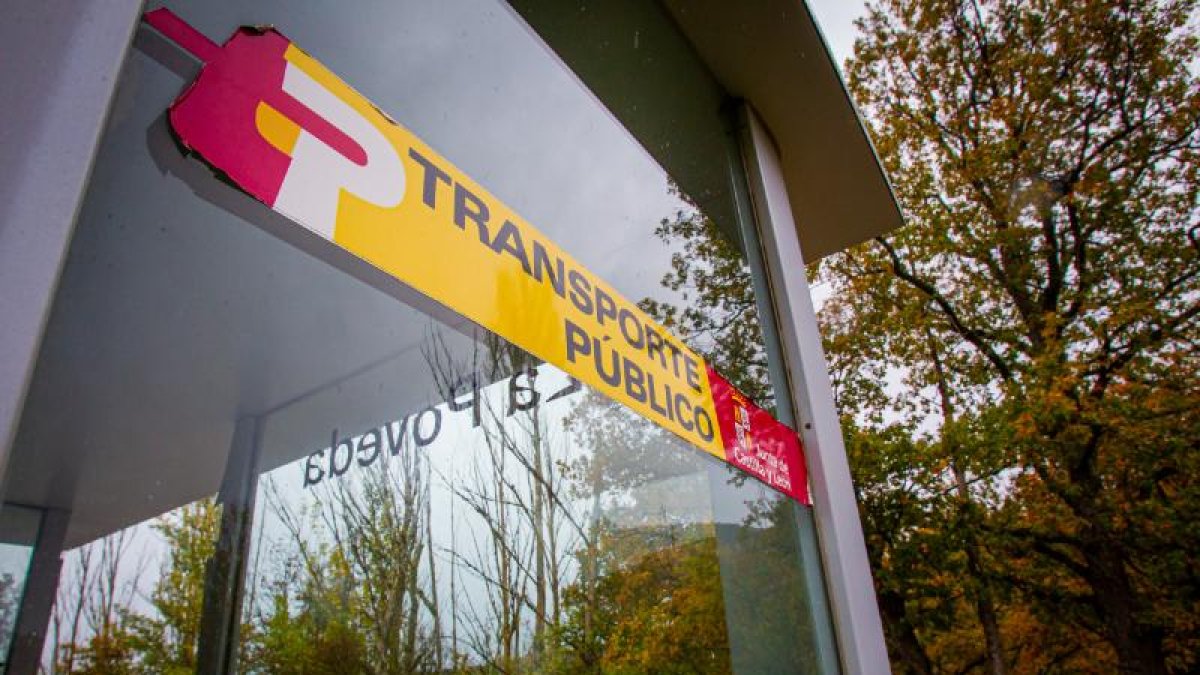Parada del transporte a la demanda.