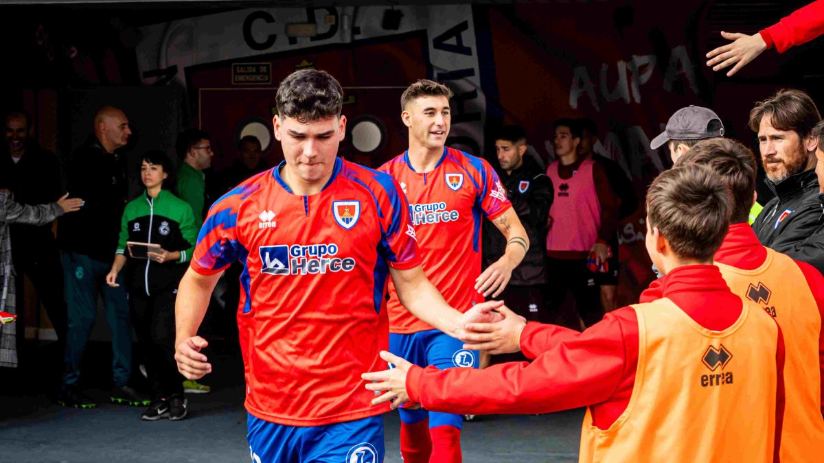 Teijeira podría ser el relevo del sancionado Ribeiro en la mediapunta del Numancia en Pontevedra.