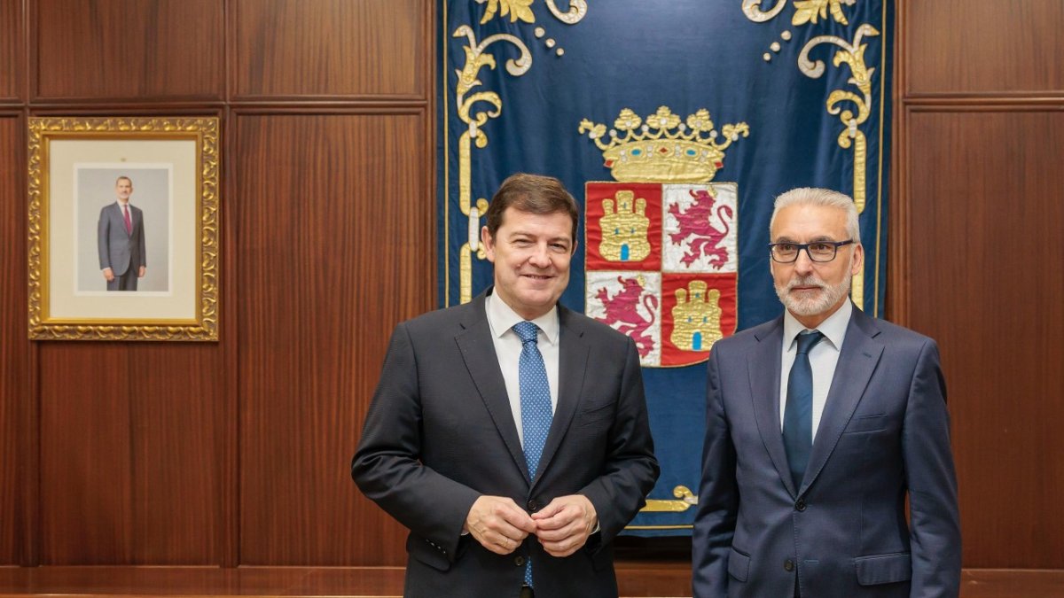 Fernández Mañueco y Lentijo tras la reunión entre la Junta y el Consejo de Seguridad Nuclear.