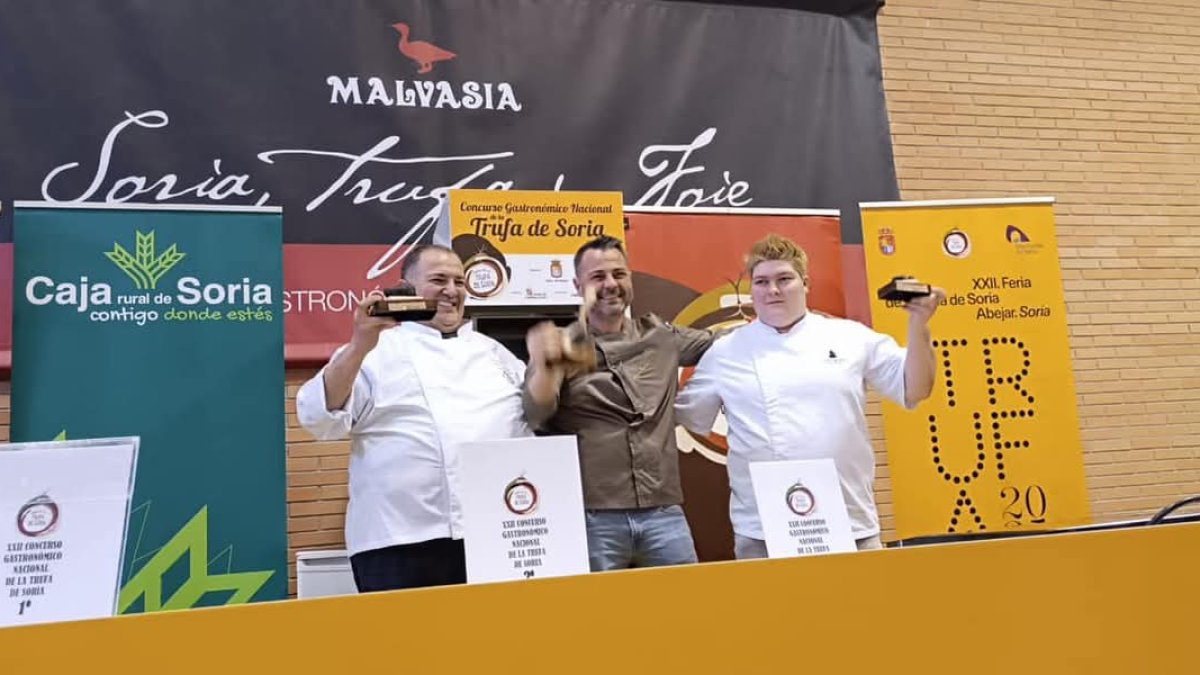 Adrián Merenciano vuelve a lograr el primer premio del Concurso Gastronómico de la Trufa Negra de Abejar.