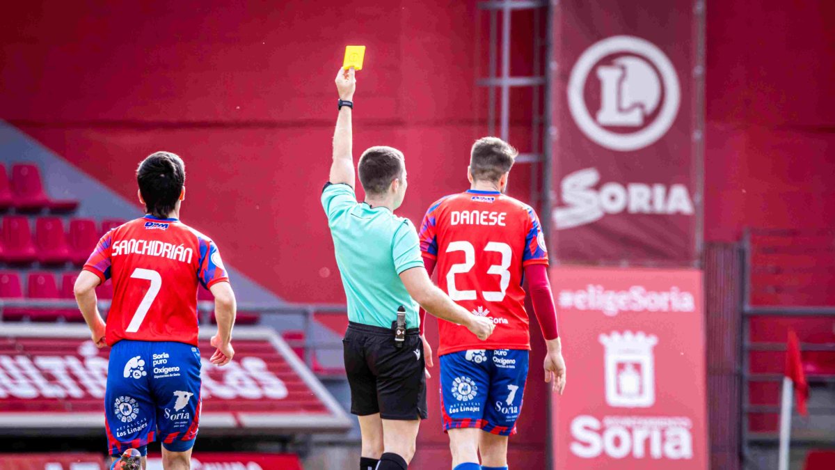El Numancia no está nada contento con las decisiones arbitrales de las últimas semanas en los partidos ante Llanera y Langreo.