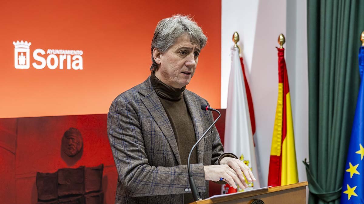 El alcalde, Carlos Martínez.
