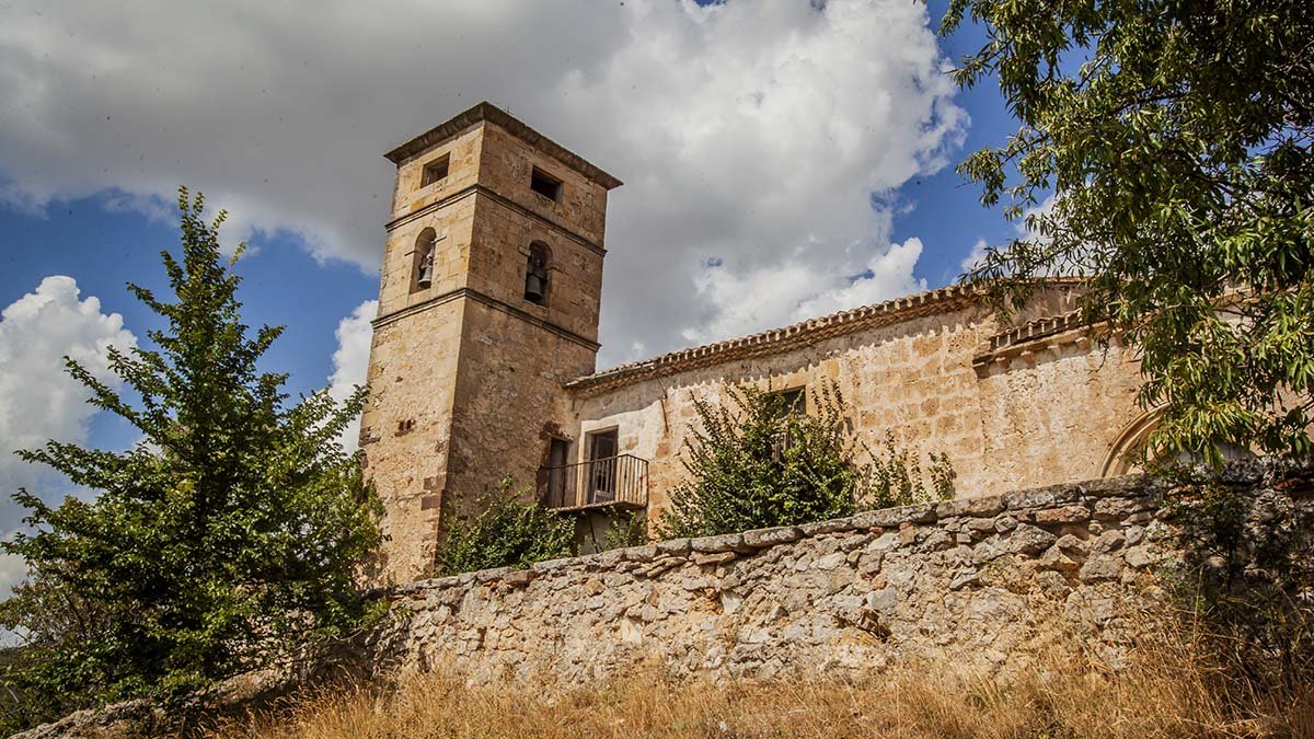 Monasterio-ermita de La Mongía en Fuentetoba (Soria).