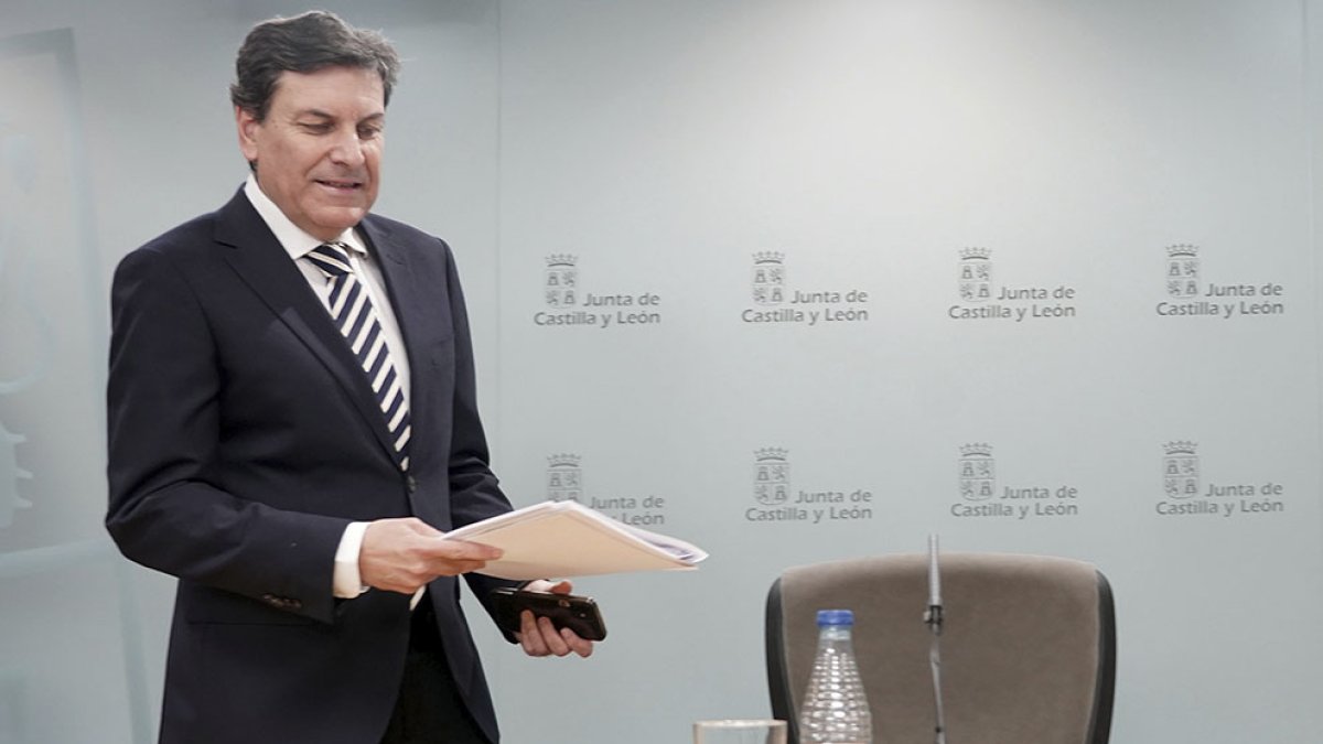 Carlos Fernández Carriedo, en el Consejo de Gobierno.