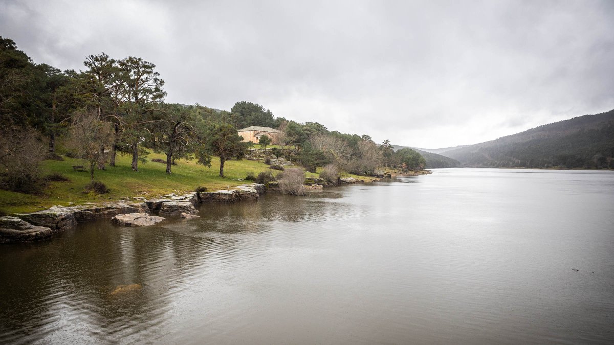 El embalse de la Cuerda del Pozo se mantiene en valores altos.