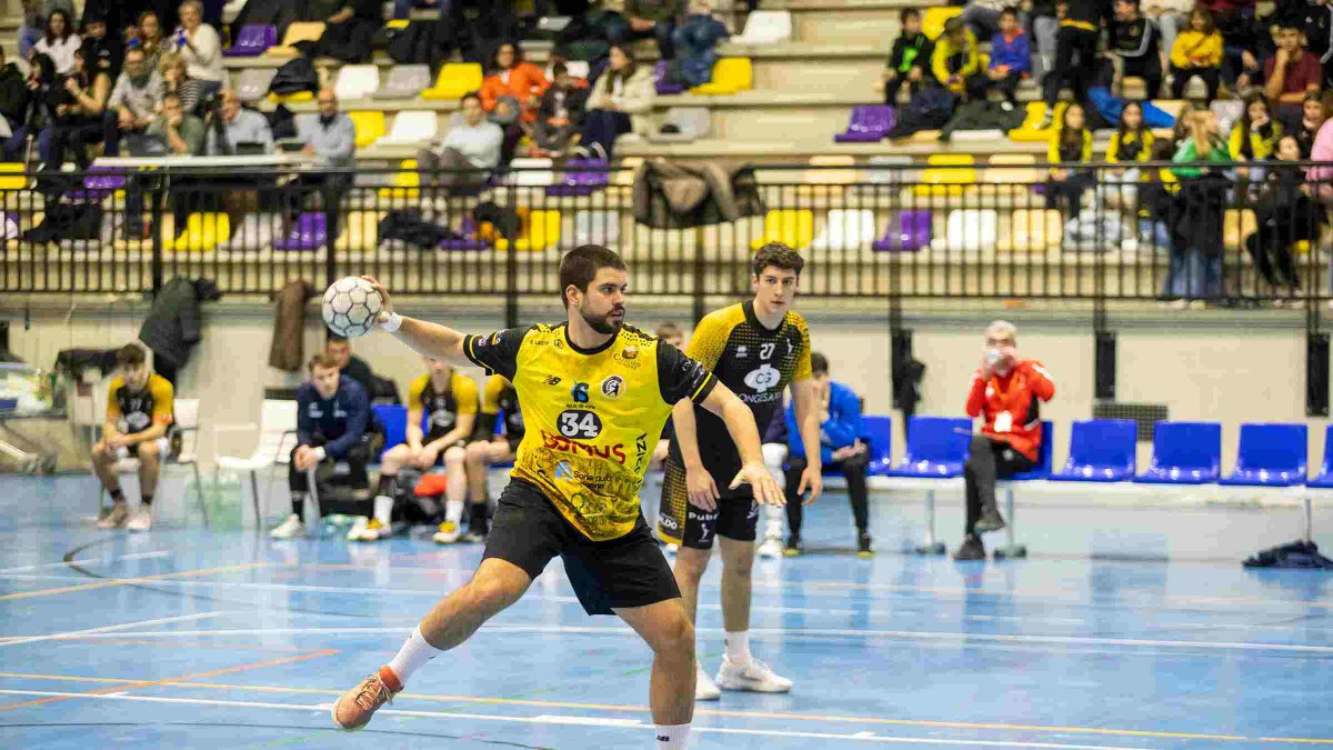 El Balonmano Soria tiene el viento a favor en la recta final de Liga ...