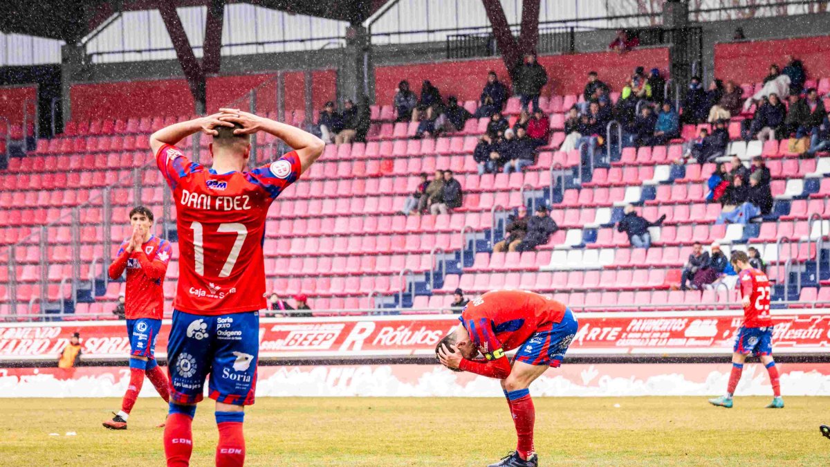 El Numancia ha bajado su rendimiento en una segunda vuelta en la que se quedaría fuera de la zona de play off.