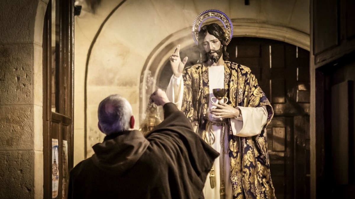 Un traslado solemne hasta la Concatedral de San Pedro