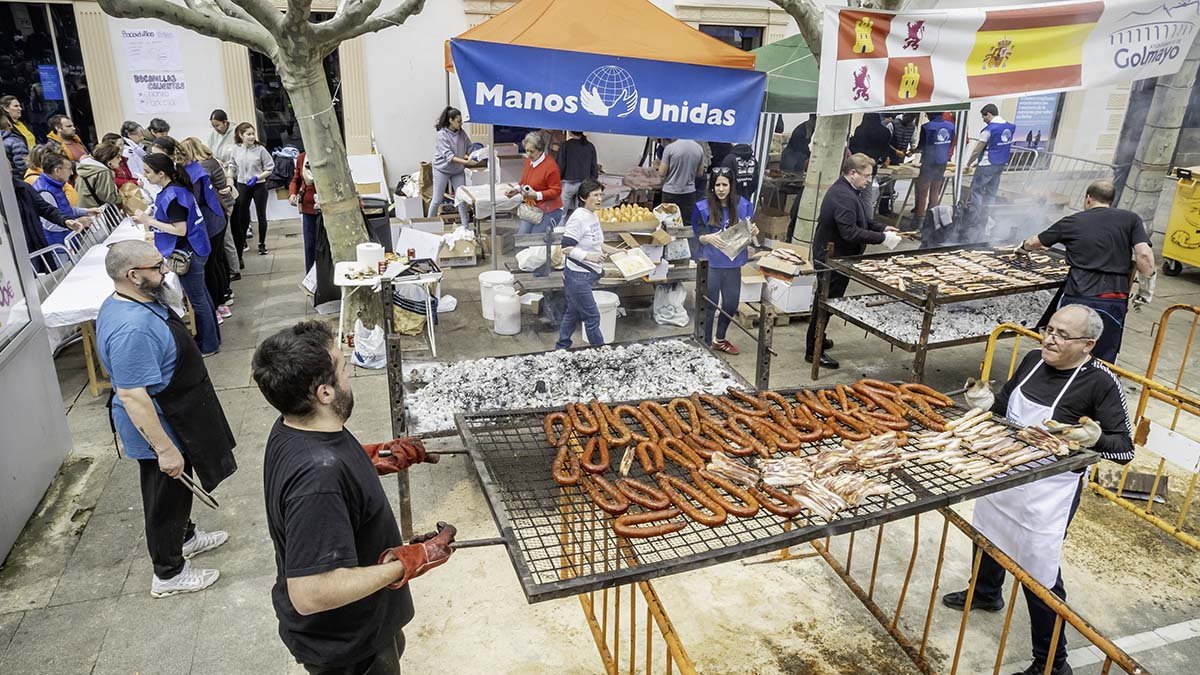 La plaza Herradores volvió a ser escenario de la Operación Bocata.