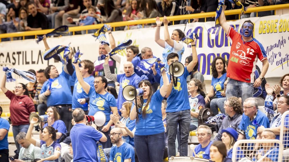 Se prevé un lleno absoluto este viernes en Los Pajaritos durante el partido ante C.V. Guaguas.