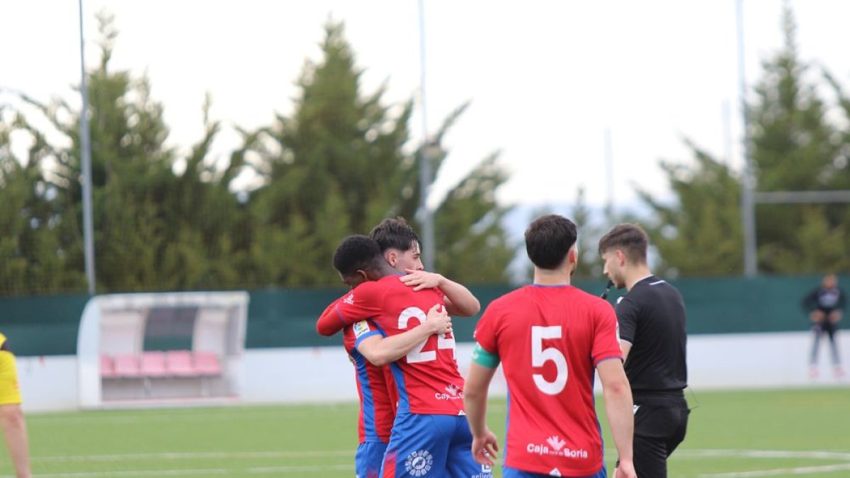Goleada del filial rojillo para sellar el play-off