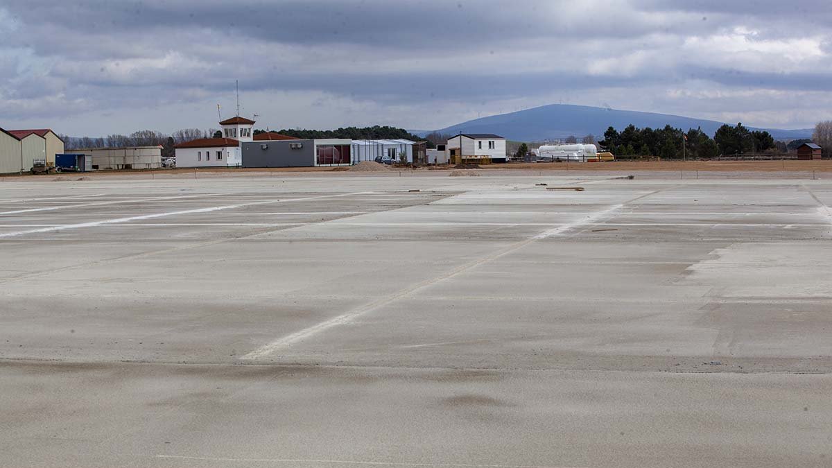 Aeródromo de Garray.