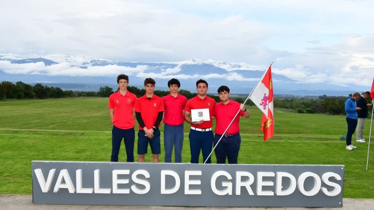 Equipo de Castilla y León con el soriano Miguel López.