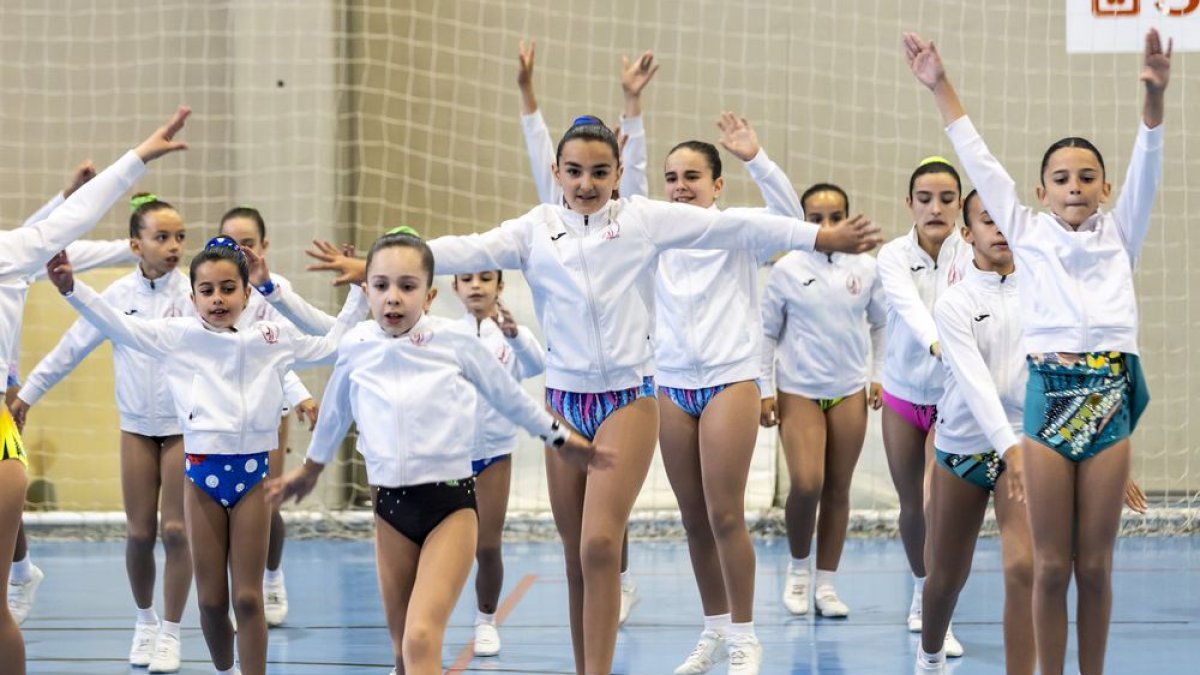 Tarde de gimnasia en el polideportivo San Andrés