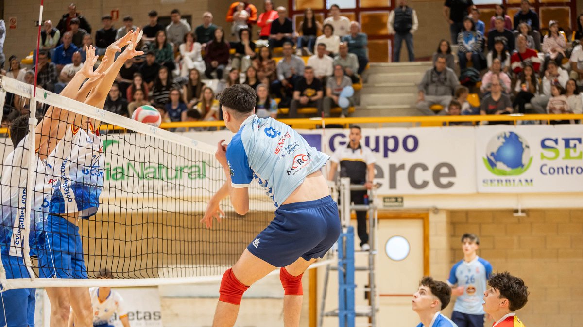 Ataque del Río Duero superando al bloqueo de Leganés.