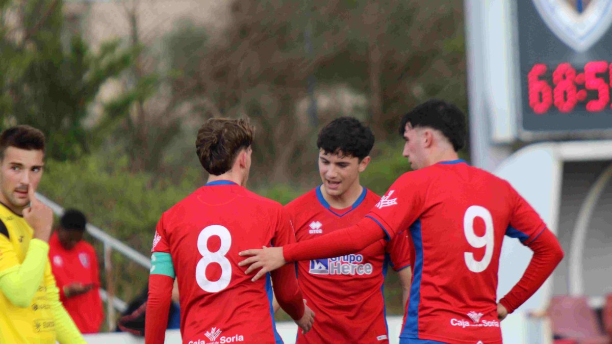 El Numancia B conocerá este domingo su rival en las semifinales del play off de ascenso.