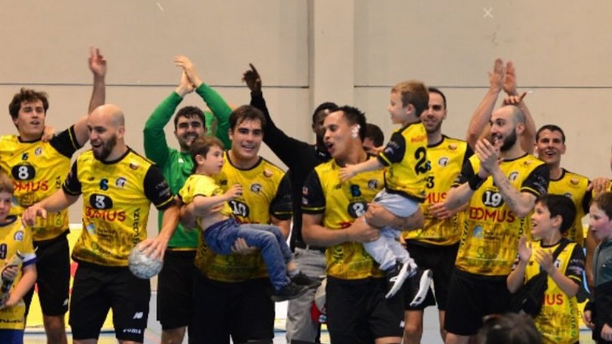 El Balonmano Soria inicia con buen pie la fase de ascenso al vencer a ...