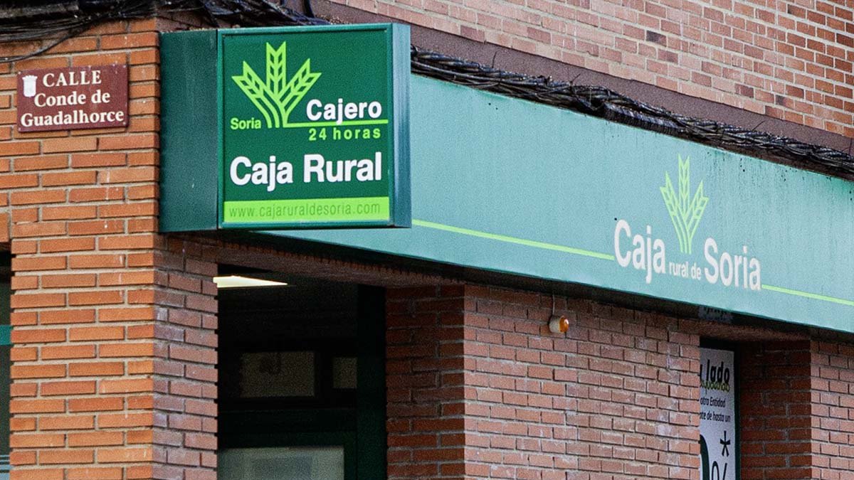 Oficina de Caja Rural en Medinaceli.