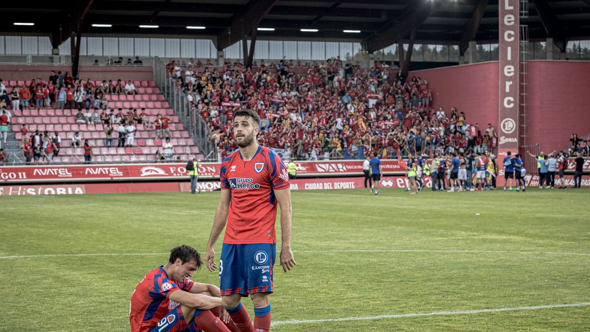 El equipo de Aitor Calle pierde ante el Teruel con un gol de penalti en el descuento.