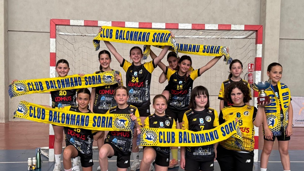 El Club Balonmano Soria brilla en su debut en el Campeonato de Castilla ...