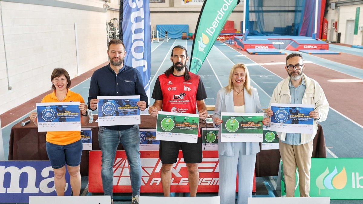 Orte, Salvador, Márquez, De Gregorio y Martínez en la presentación del Nacional de Clubes.