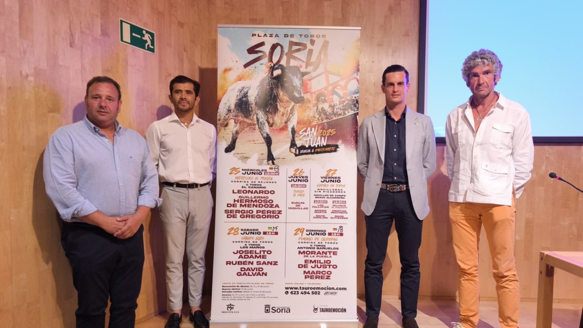 Marcuello, Adame, Galván y Sanz durante la cita.