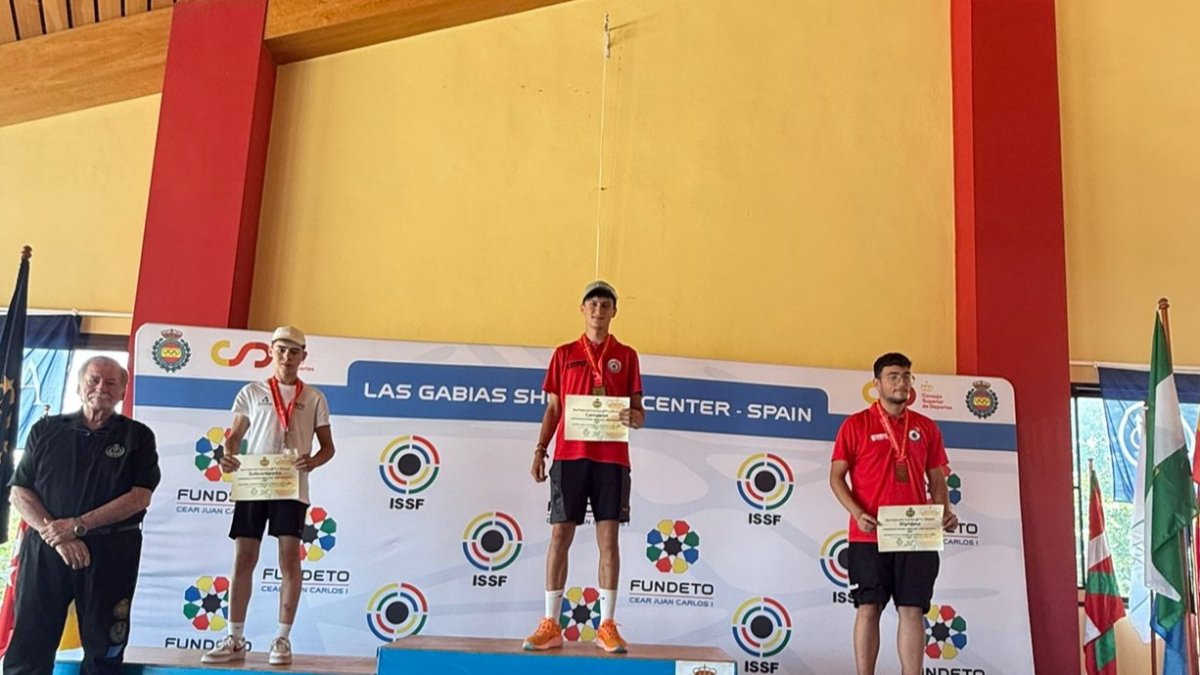 Álvaro García en el pódium de Las Gabias.