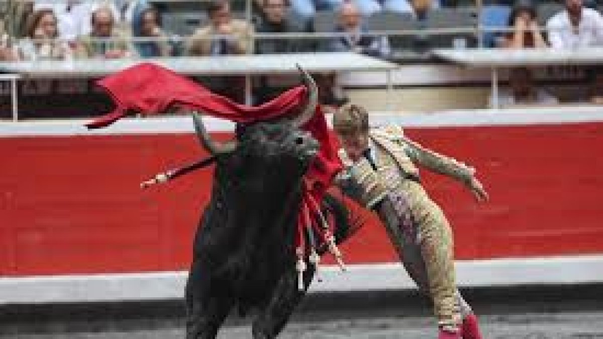 Borja Jiménez durante un festejo.