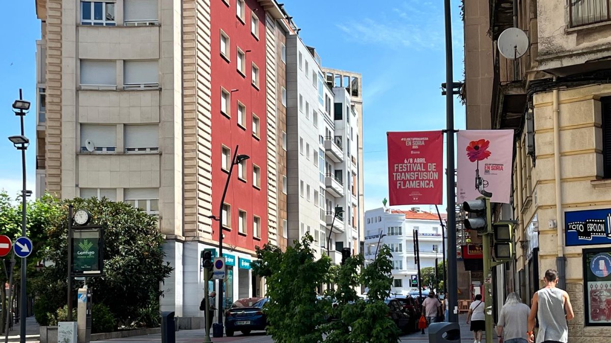 Los semáforos de la calle Ferial y Alfonso VIII seguían sin funcionar dos días después de la tormenta.