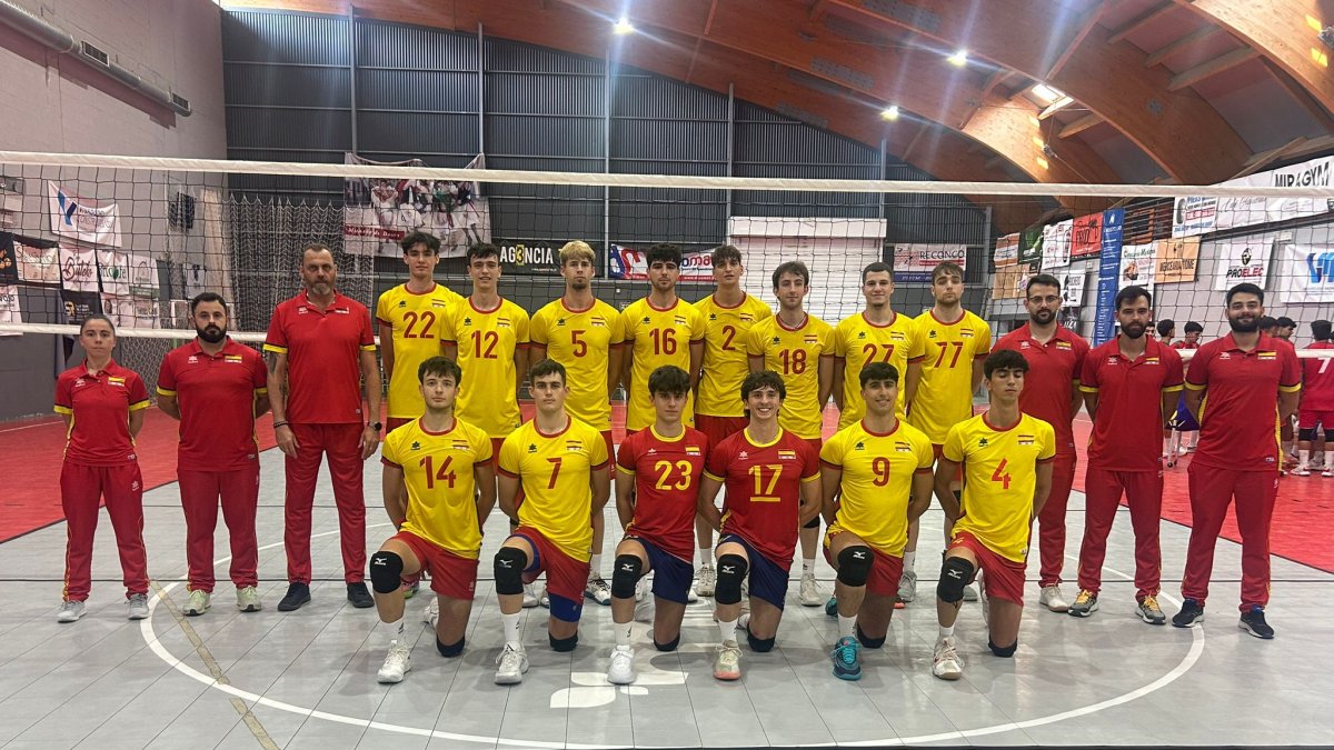 El combinado nacional Sub21 que ha disputado el tres amistosos de preparación con Portugal.
