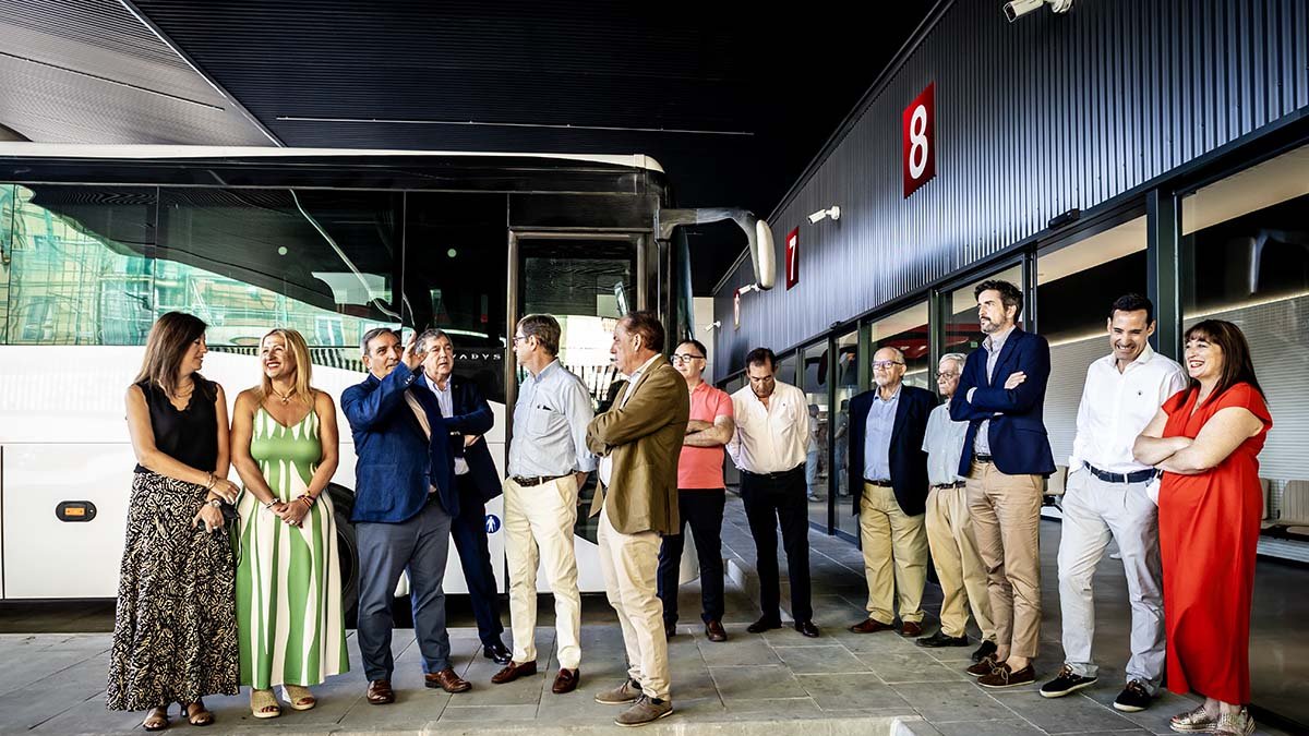 El consejero de Movilidad visita la estación de autobuses de Soria.