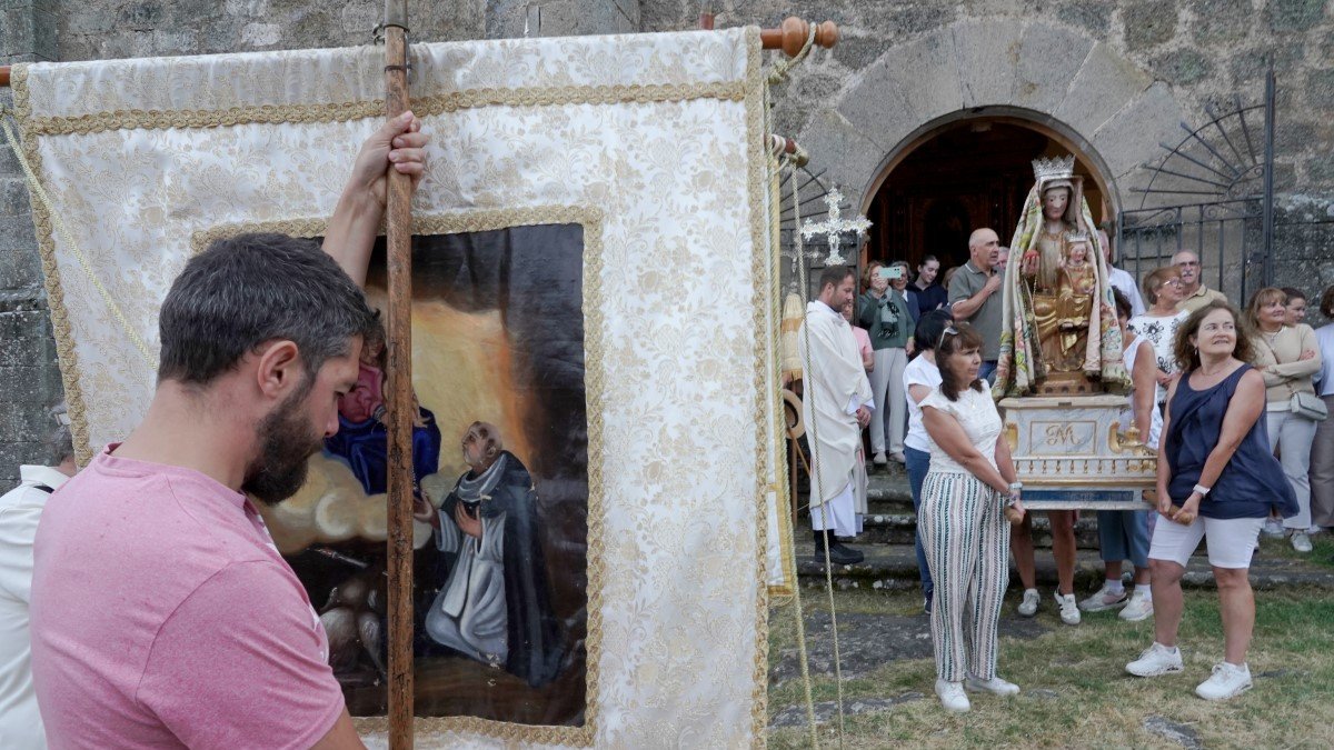 Romería a la ermita de la Virgen del Castillo en El Royo.