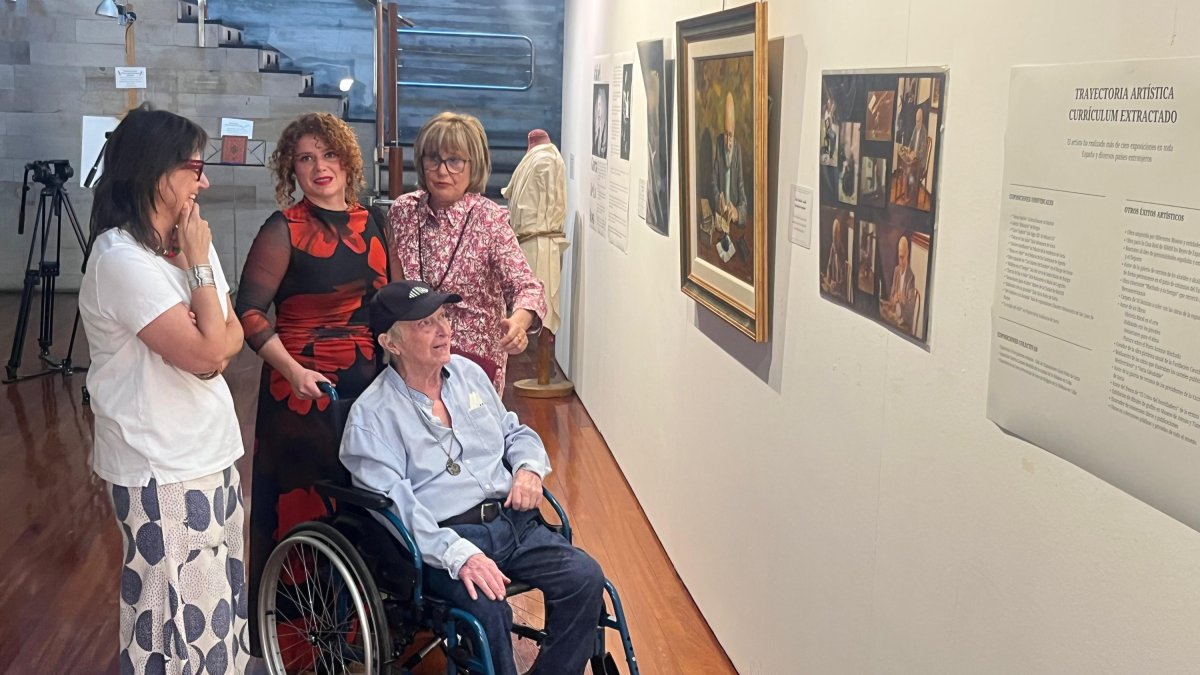 Inauguración de la exposición de De la Rosa.