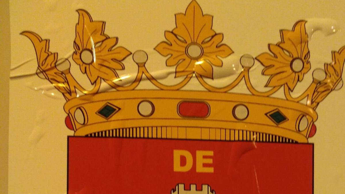 Escudo con la corona republicana