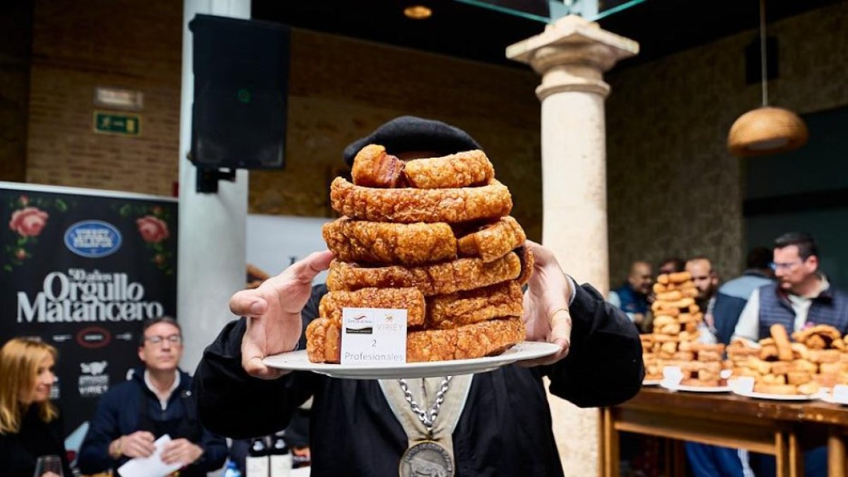 Imagen del concurso del Mejor Torrezno del mundo de este año celebrado en El Burgo.