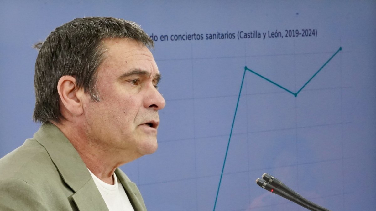 El secretario de Sanidad del PSOE de Castilla y León y portavoz del área en las Cortes, Jesús Puente