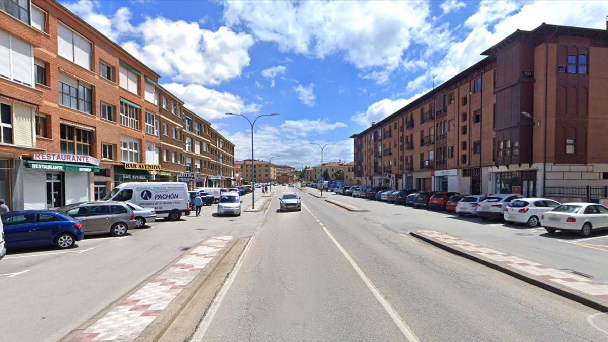 Travesía de El Burgo de Osma en la N-122.