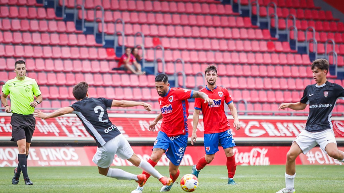 Los partidos del Numancia se podrán seguir esta temporada en esRadio Soria.