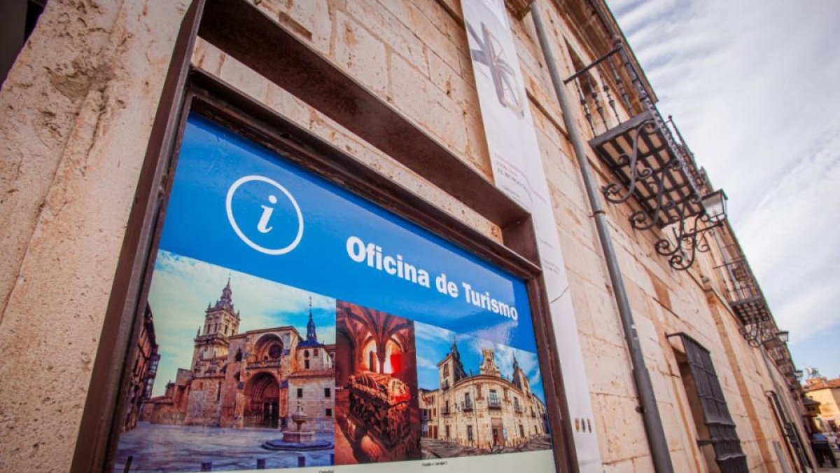 Oficina de turismo de El Burgo de Osma.