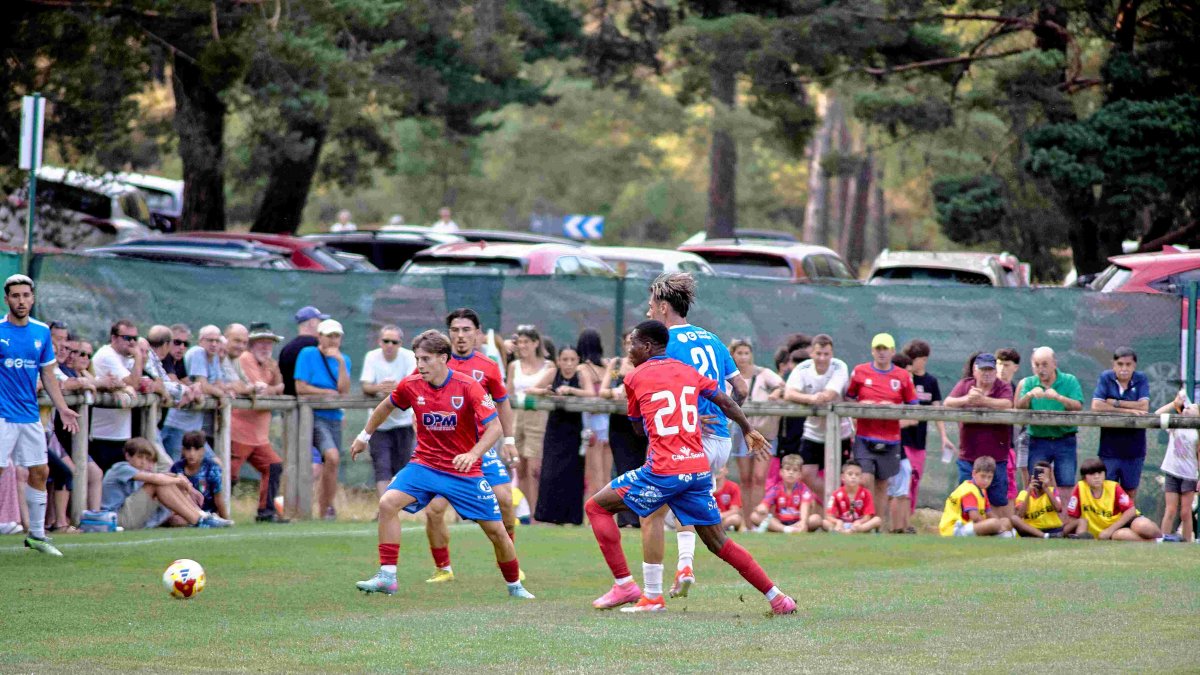 Marcos Sánchez y Hugo Matos en un encuentro de pretemporada.