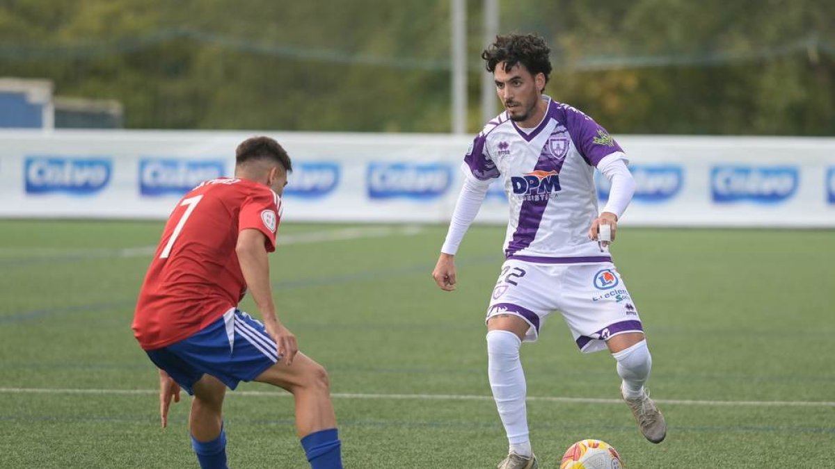 El CD Numancia cosechó una derrota en su visita de la primera vuelta al Bergantiños. MONCHO FUENTES-ÁREA 11