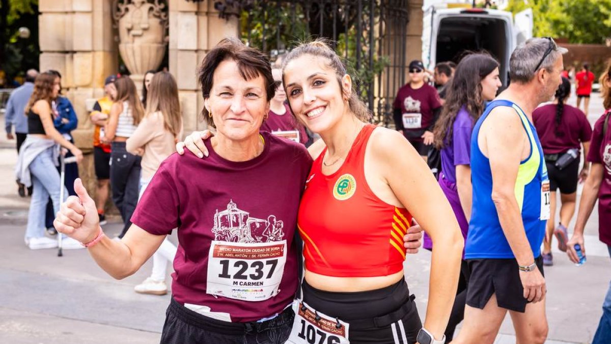 Dos atletas durante una prueba deportiva en Mariano Granados