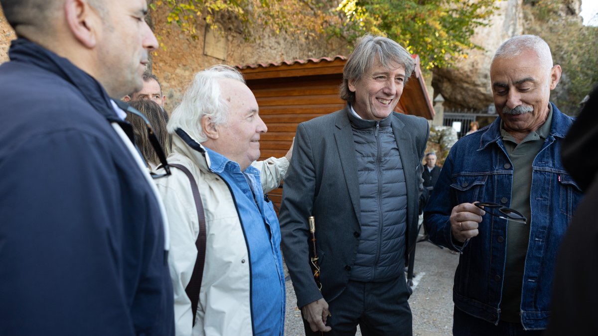 El secretario general del PSOECyL, Carlos Martínez,  tras el acto de recreación de hijo adoptivo de Machado en Soria.